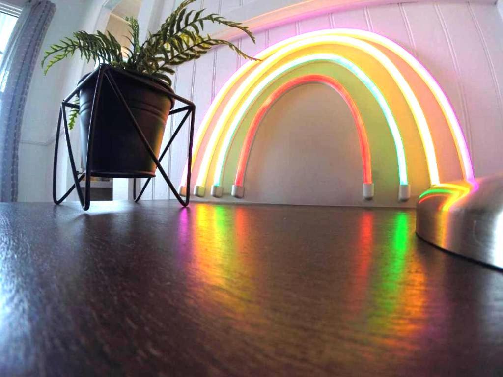Somewhere Over The Rainbow Loft With Ac ฮิโล ภายนอก รูปภาพ
